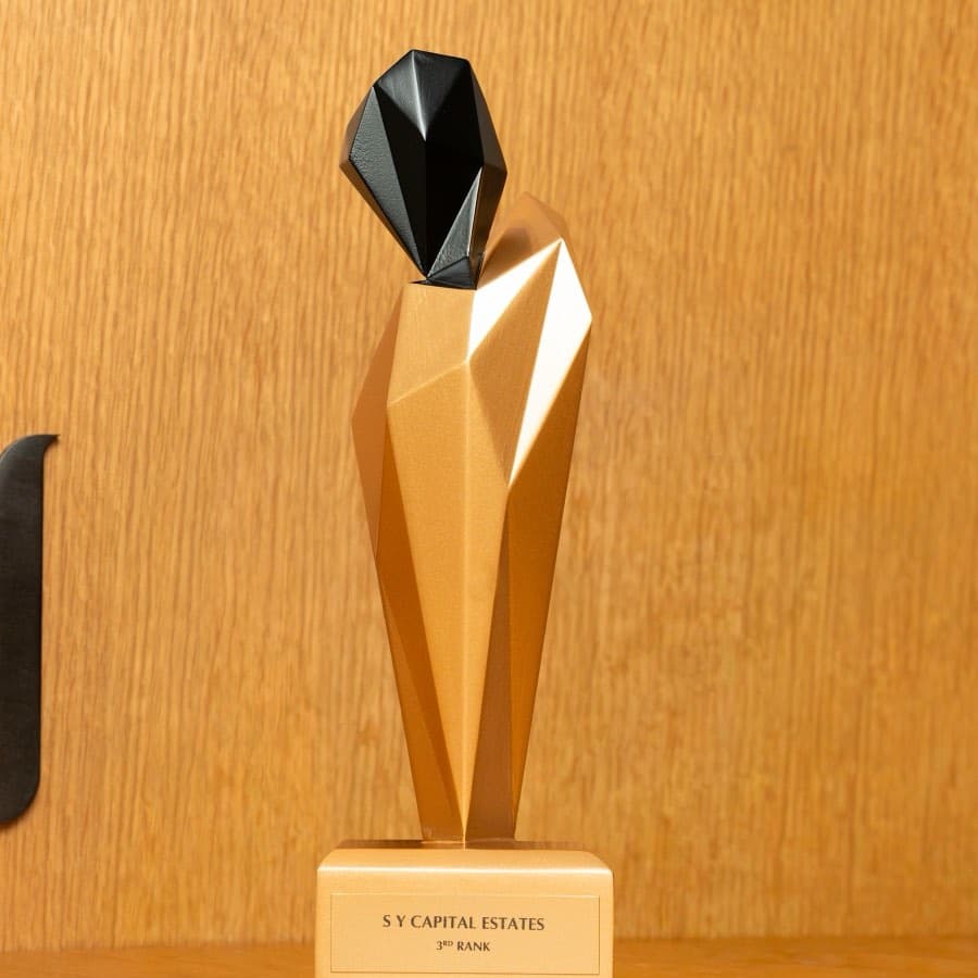 The Emaar Annual Broker Awards trophy awarded to SY Capital Estates for 3rd rank in 2023