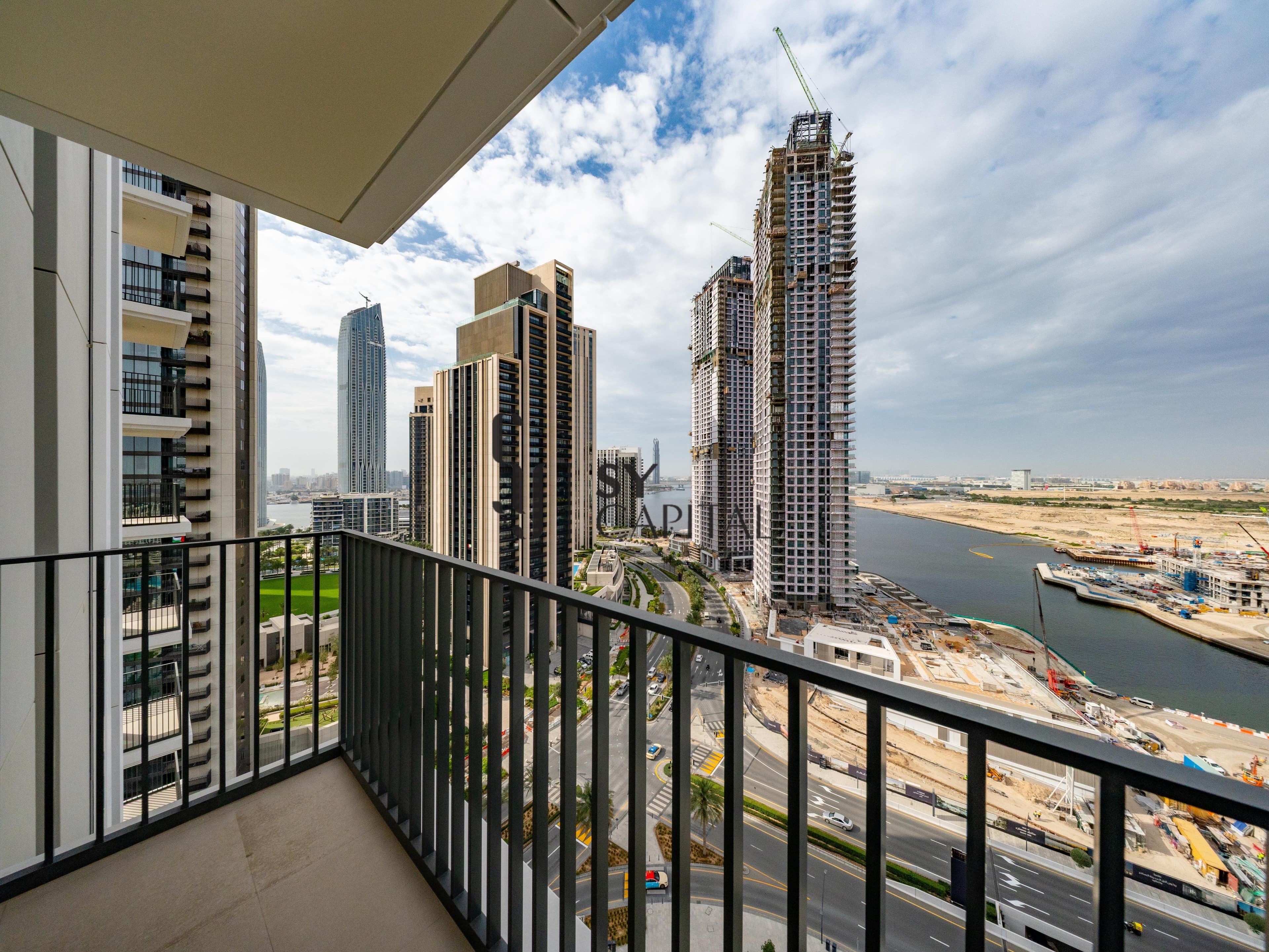 Exclusive | Waterfront Living | Spacious Layout