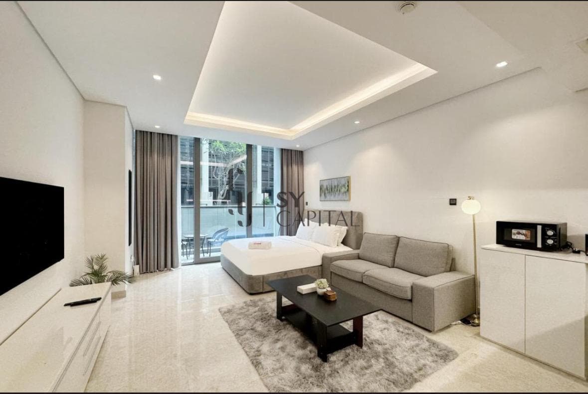 Furnished Studio I Prime Location I Canal View