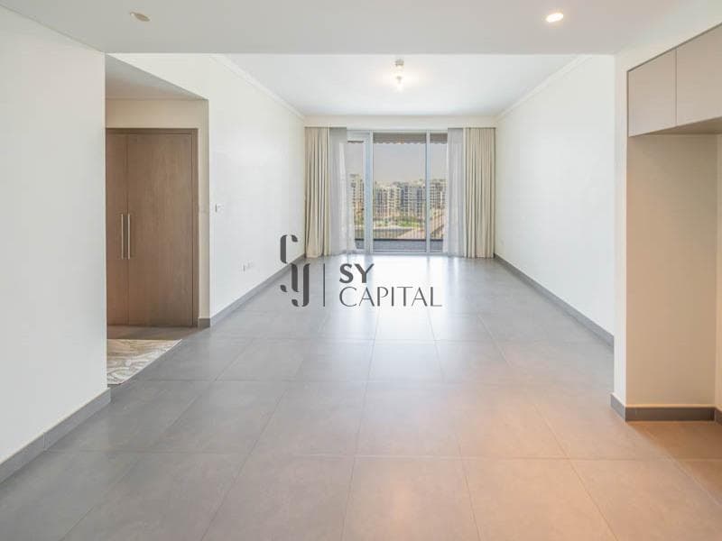 Beautiful Burj Khalifa and Sea View | Furnished