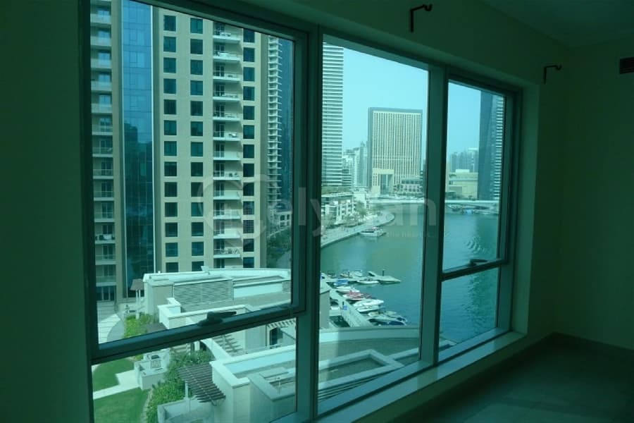 Delphine Tower Apartments - Dubai Marina
